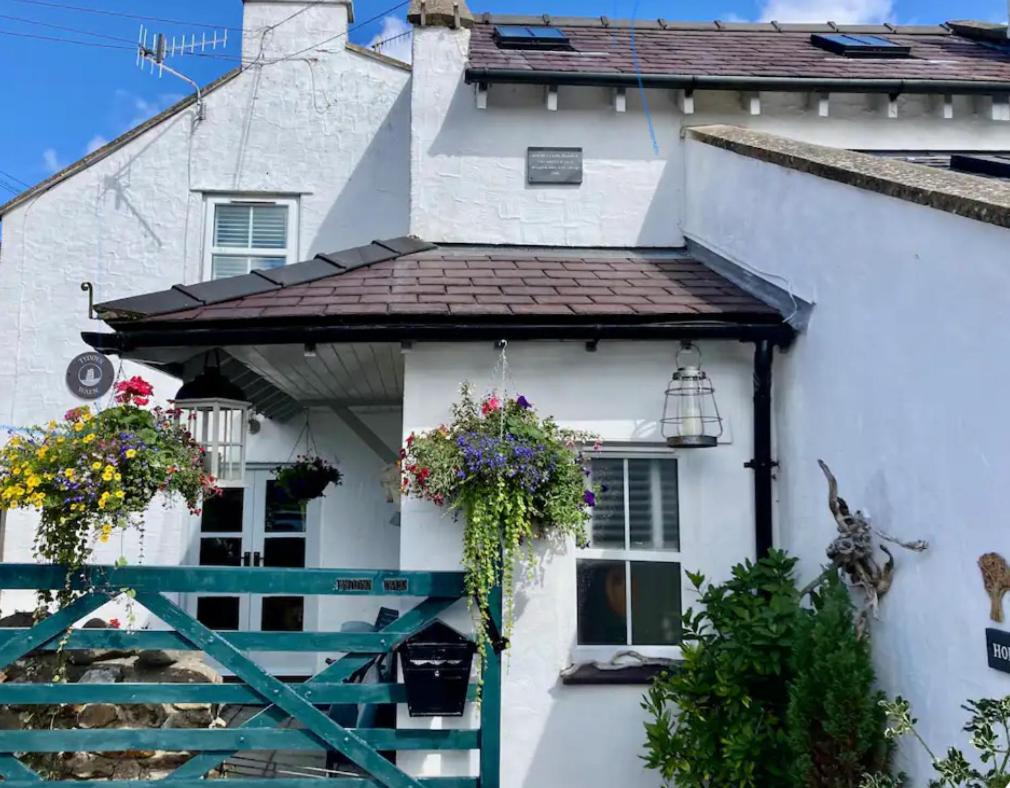 Anglesey Traditional 2 Bed Stone Cottage With Ev Amlwch Екстер'єр фото